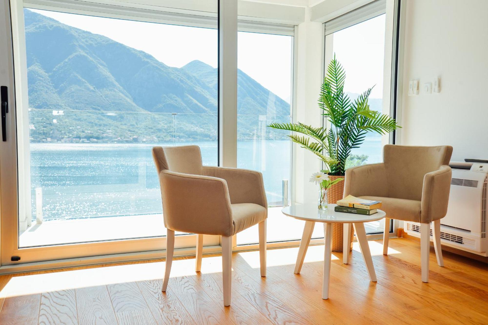 Sea View Apartment For 4 科托尔 外观 照片